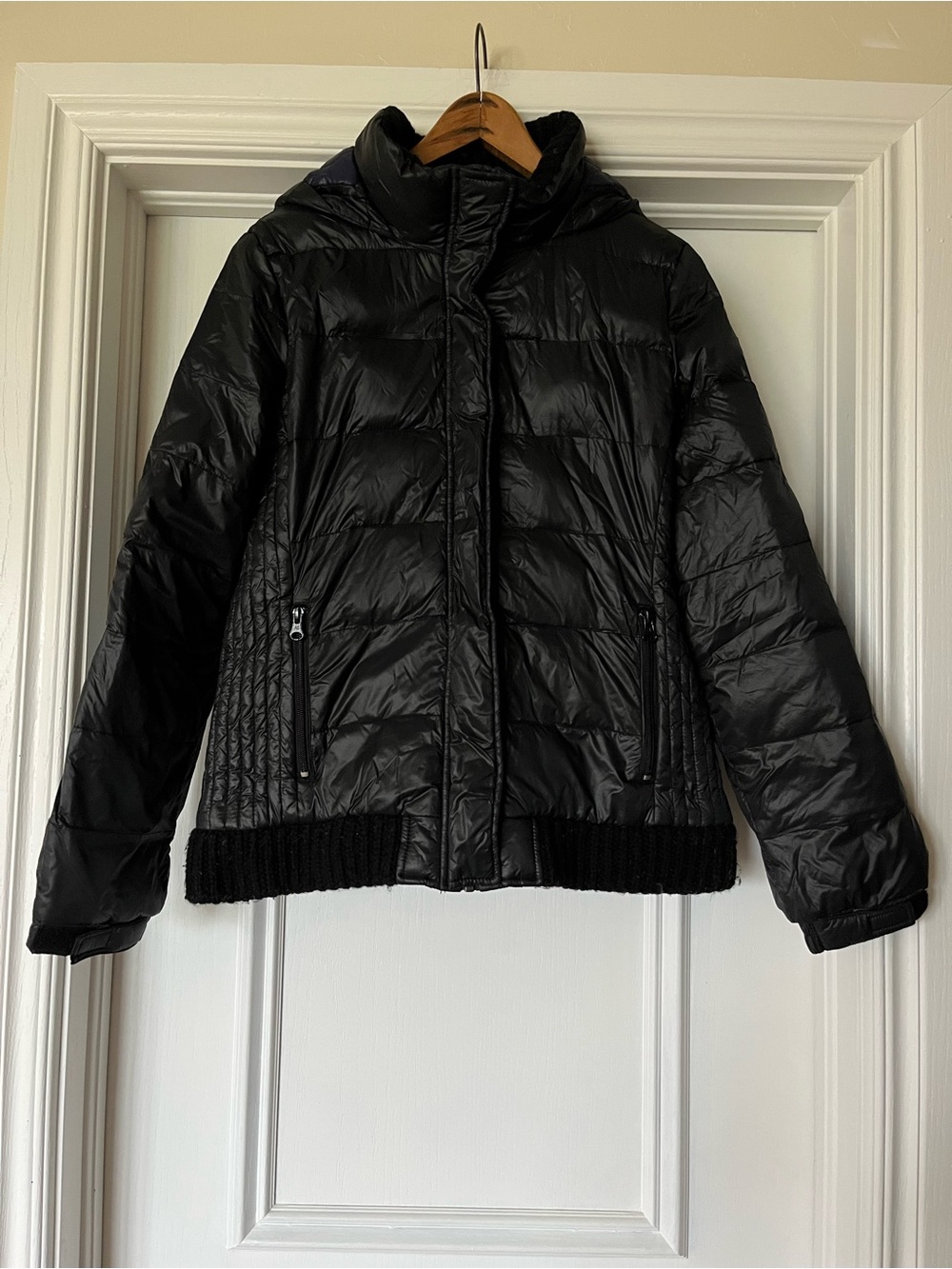 American Eagle Women’s Size XL Duck Down Black Puffer Coat Hooded Jacket
